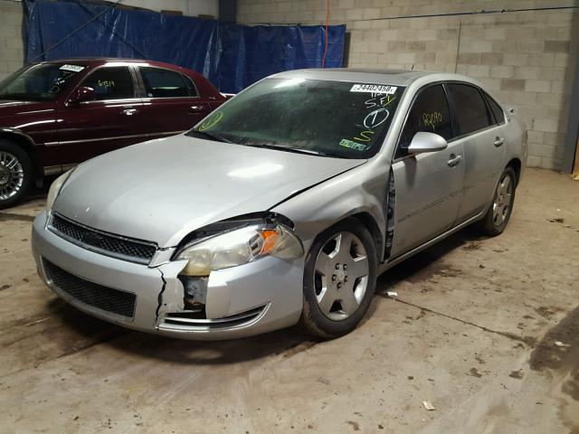 2G1WD58C969189524 - 2006 CHEVROLET IMPALA SUP 银色 照片 2