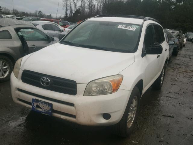 JTMBD33V565013442 - 2006 TOYOTA RAV4 WHITE photo 2