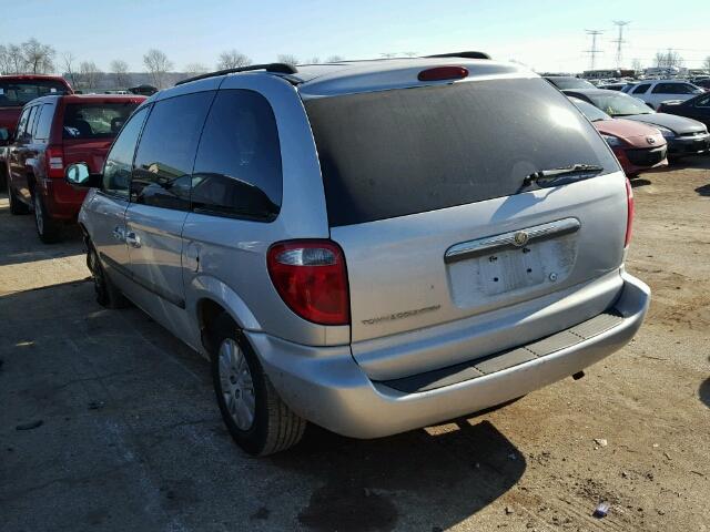 1A4GP45R66B727885 - 2006 CHRYSLER TOWN & COU SILVER photo 3