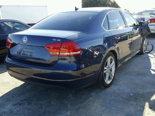 1VWBS7A33EC033632 - 2014 VOLKSWAGEN PASSAT SE BLUE photo 4