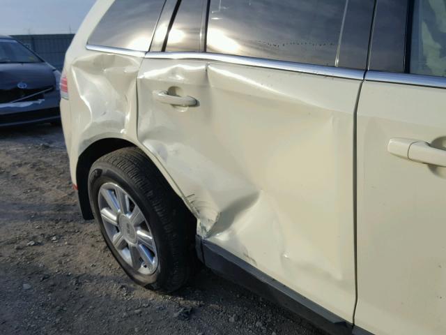 2LMDU68C47BJ27026 - 2007 LINCOLN MKX CREAM photo 9