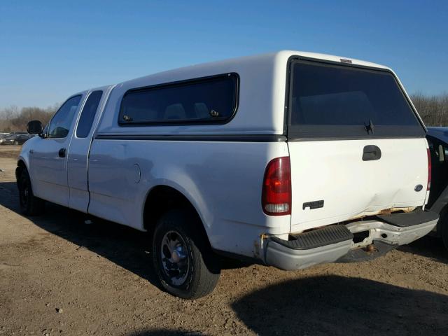 1FTZX1728YNA56959 - 2000 FORD F150 WHITE photo 3