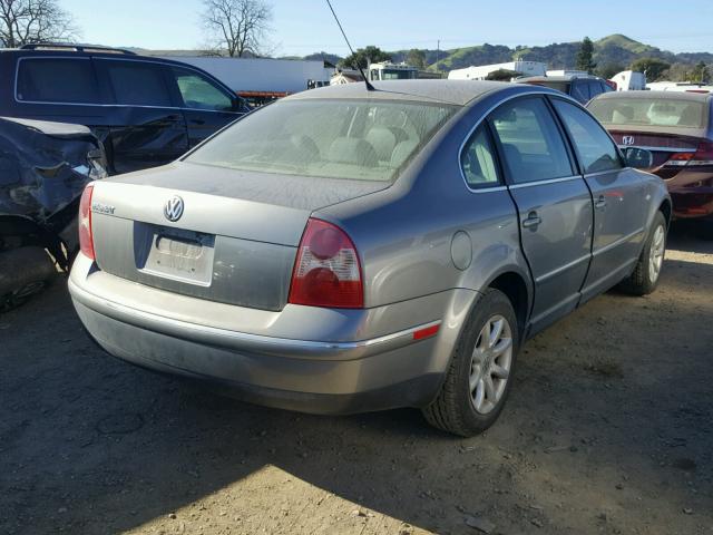 WVWPD63B64P096944 - 2004 VOLKSWAGEN PASSAT GLS SILVER photo 4