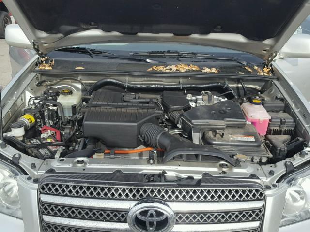 JTEEW21A170046773 - 2007 TOYOTA HIGHLANDER SILVER photo 7