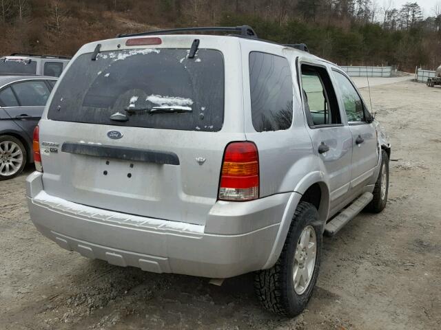 1FMYU93107KB27082 - 2007 FORD ESCAPE XLT GRAY photo 4