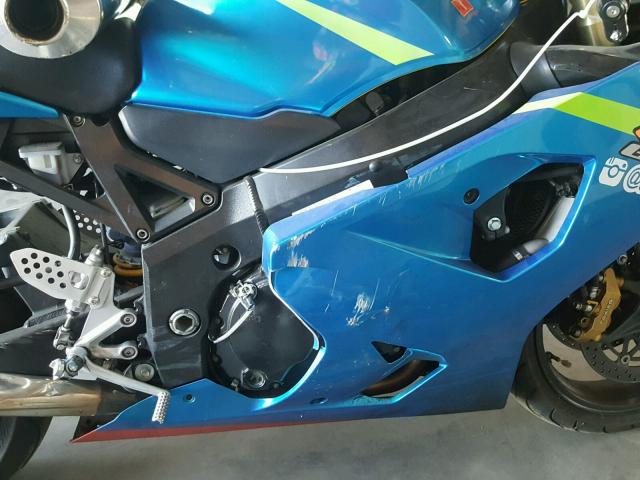 JS1GR7JA642101410 - 2004 SUZUKI GSX-R750 K BLUE photo 9