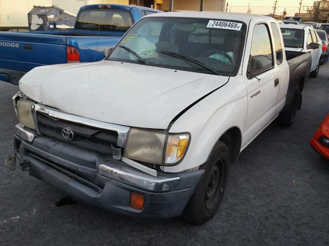 4TAVL52N4YZ645854 - 2000 TOYOTA TACOMA XTR WHITE photo 2