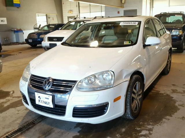 3VWSF71K56M768902 - 2006 VOLKSWAGEN JETTA 2.5 WHITE photo 2