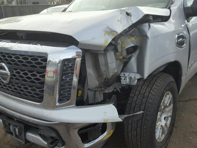 1N6AA1EJ7HN541065 - 2017 NISSAN TITAN S SILVER photo 9