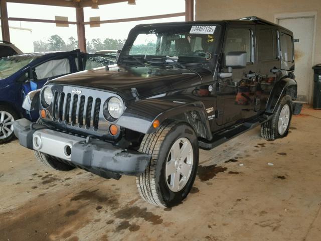 1C4BJWEG8CL215353 - 2012 JEEP WRANGLER U BLACK photo 2