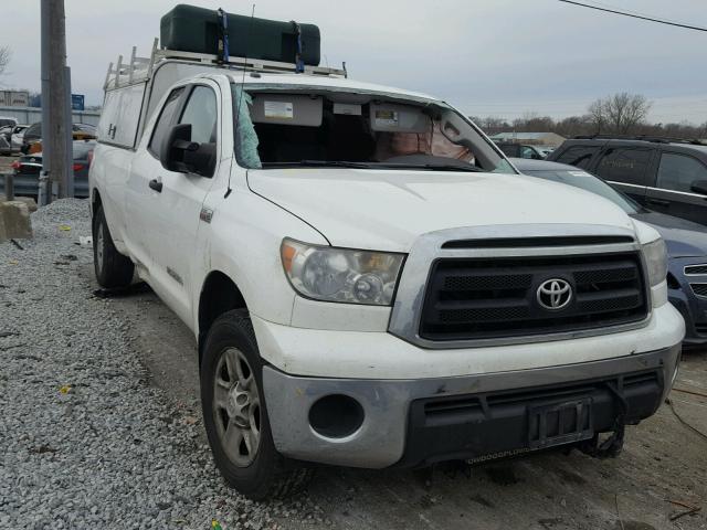 5TFCW5F19CX013561 - 2012 TOYOTA TUNDRA DOU WHITE photo 1