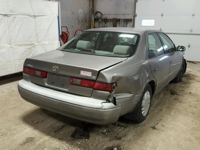 4T1BG22K4XU547320 - 1999 TOYOTA CAMRY CE GRAY photo 4