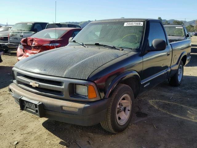 1GCCS1440VK212645 - 1997 CHEVROLET S TRUCK S1 BLACK photo 2