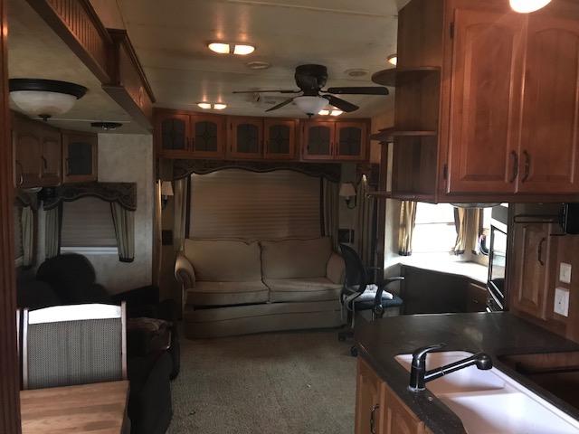 4YDF34023B4700131 - 2011 MONT MO3 WHITE photo 9