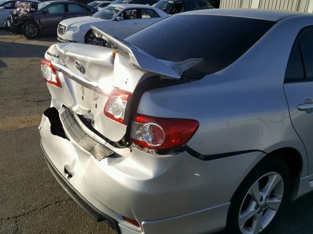 2T1BU4EE6DC935012 - 2013 TOYOTA COROLLA BA SILVER photo 9