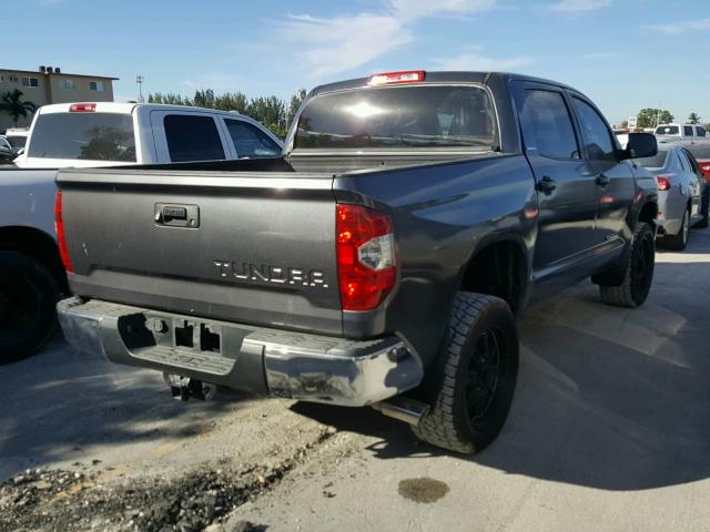 5TFEM5F16FX090858 - 2015 TOYOTA TUNDRA CRE GRAY photo 4