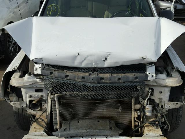 2CNDL73F856077260 - 2005 CHEVROLET EQUINOX LT WHITE photo 7