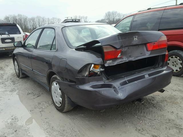 1HGCG5649XA065922 - 1999 HONDA ACCORD LX CHARCOAL photo 3