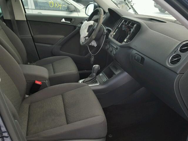 WVGJV7AX1GW550644 - 2016 VOLKSWAGEN TIGUAN COM 蓝色 照片 5