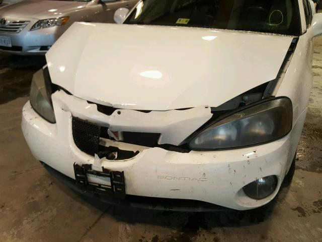 2G2WP552X81128151 - 2008 PONTIAC GRAND PRIX WHITE photo 9