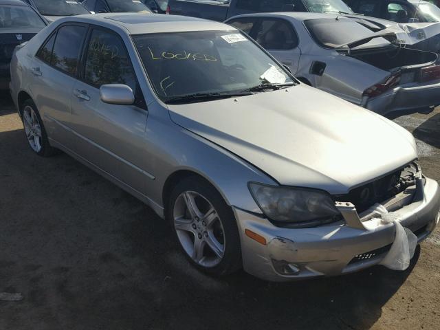 JTHBD192550100415 - 2005 LEXUS IS 300 SILVER photo 1