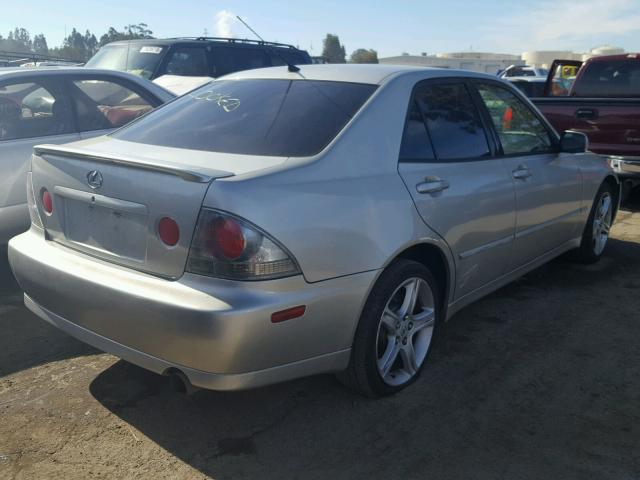 JTHBD192550100415 - 2005 LEXUS IS 300 SILVER photo 4