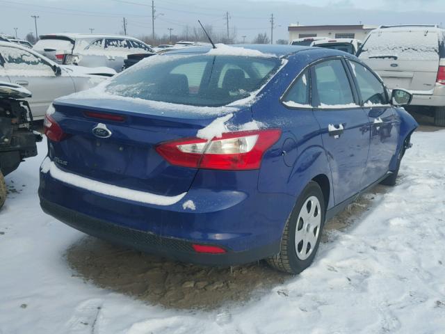 1FAHP3E20CL294003 - 2012 FORD FOCUS S BLUE photo 4