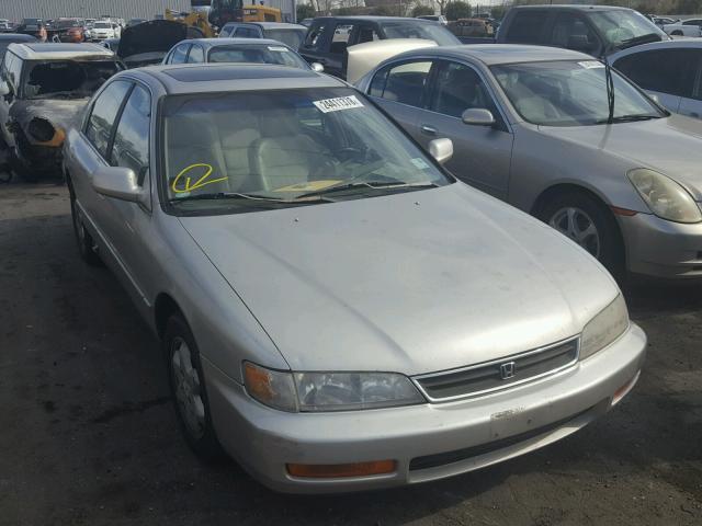 1HGCE6676TA022512 - 1996 HONDA ACCORD EX GOLD photo 1