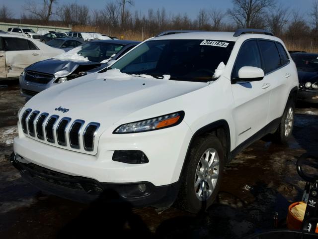 1C4PJMCB6GW262984 - 2016 JEEP CHEROKEE L WHITE photo 2