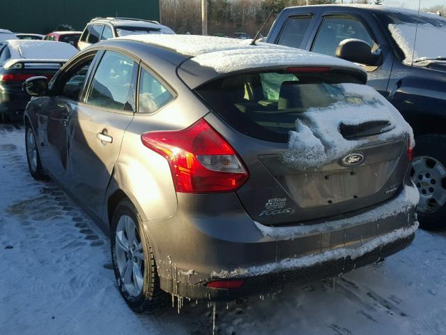 1FADP3K2XEL114290 - 2014 FORD FOCUS SE GRAY photo 3