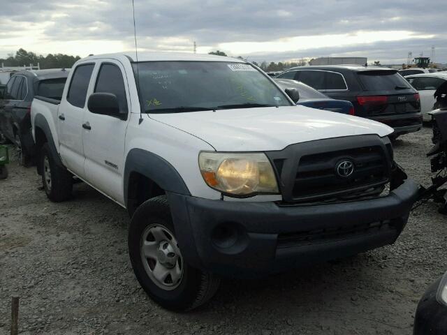 5TEJU62N68Z470632 - 2008 TOYOTA TACOMA DOU WHITE photo 1