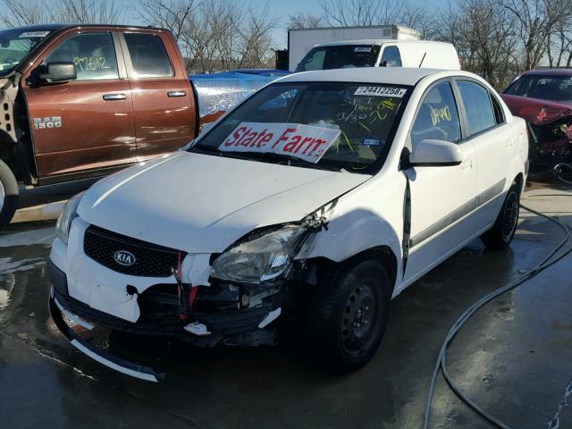 KNADE223596481750 - 2009 KIA RIO BASE WHITE photo 2