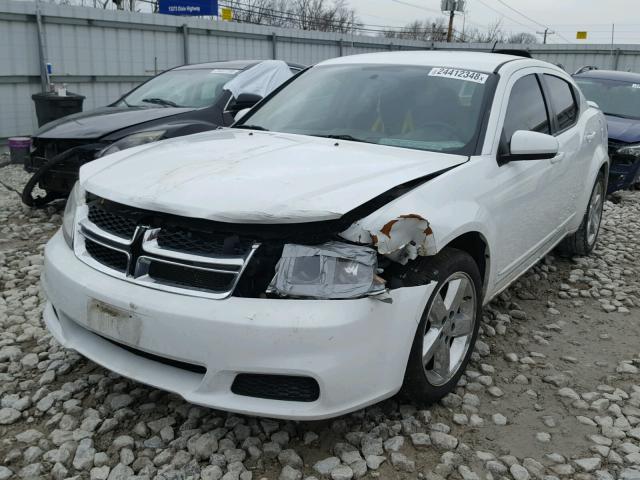 1B3BD1FB1BN557003 - 2011 DODGE AVENGER MA WHITE photo 2