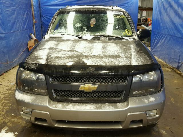 1GNDT13S472221876 - 2007 CHEVROLET TRAILBLAZE GRAY photo 9