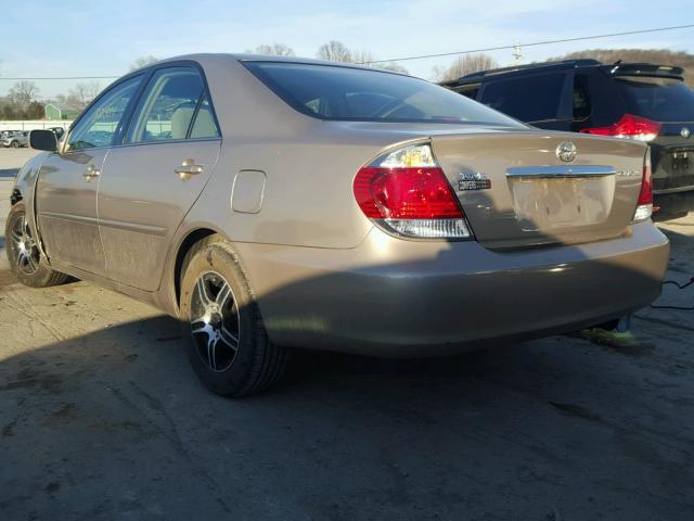 4T1BE32K15U574869 - 2005 TOYOTA CAMRY LE GOLD photo 3