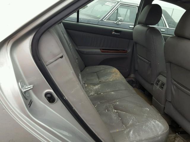 4T1BE30K55U419938 - 2005 TOYOTA CAMRY LE GRAY photo 6