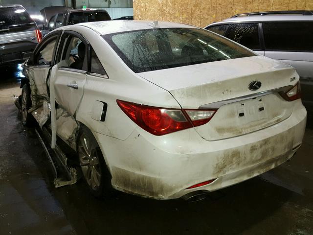 5NPEC4AB2CH348670 - 2012 HYUNDAI SONATA SE WHITE photo 3