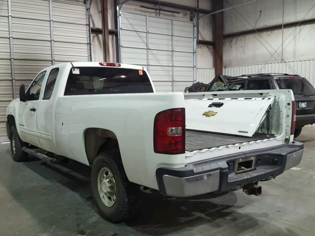 1GCHK59K09E161673 - 2009 CHEVROLET SILVERADO WHITE photo 3