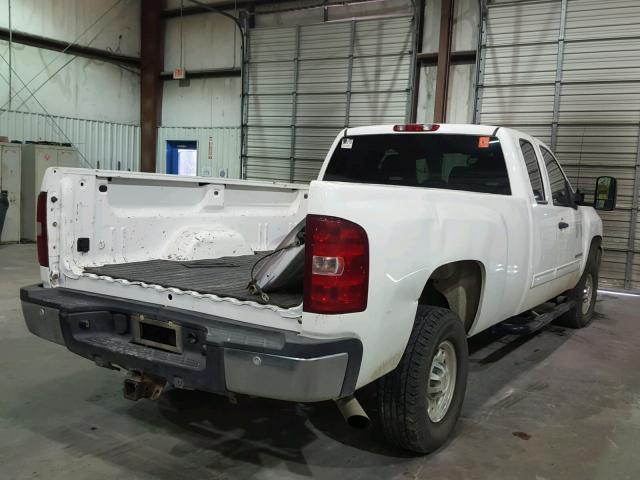 1GCHK59K09E161673 - 2009 CHEVROLET SILVERADO WHITE photo 4