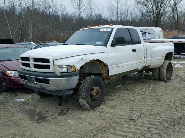 1B7MF3367YJ151876 - 2000 DODGE RAM 3500 WHITE photo 2