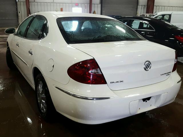 2G4WD532651277672 - 2005 BUICK LACROSSE C WHITE photo 3