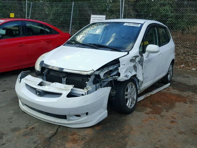 JHMGD38647S046201 - 2007 HONDA FIT S WHITE photo 2