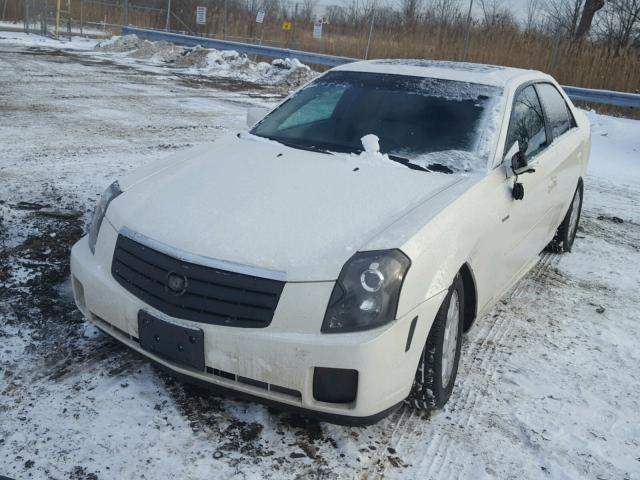 1G6DM577440184566 - 2004 CADILLAC CTS WHITE photo 2