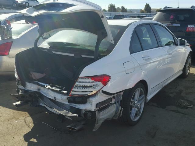 WDDGF5HB6DA857641 - 2013 MERCEDES-BENZ C 350 WHITE photo 4