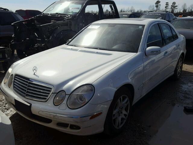 WDBUF26J16A887797 - 2006 MERCEDES-BENZ E 320 CDI WHITE photo 2