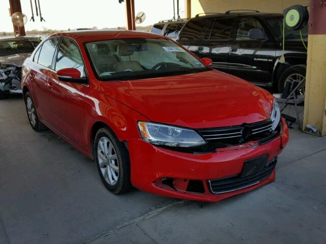 3VWBX7AJ8DM430797 - 2013 VOLKSWAGEN JETTA SE RED photo 1