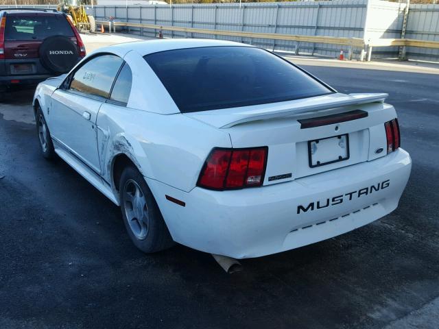 1FAFP4047YF200842 - 2000 FORD MUSTANG WHITE photo 3