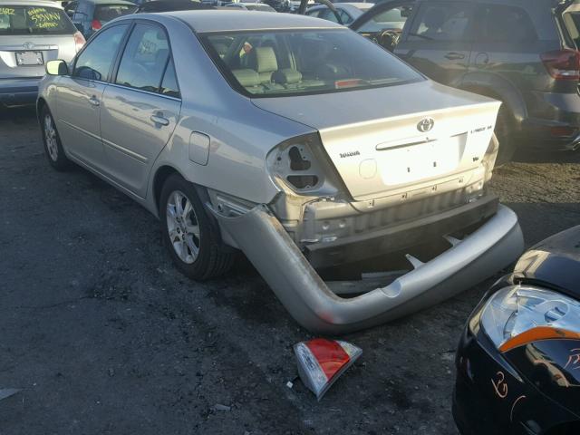 4T1BF30K25U092556 - 2005 TOYOTA CAMRY LE SILVER photo 3