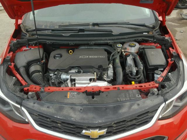 1G1BE5SM4H7228893 - 2017 CHEVROLET CRUZE LT RED photo 7