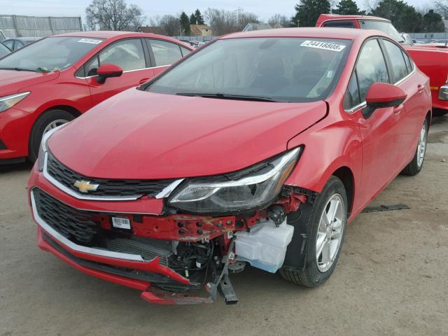 1G1BE5SM7H7244960 - 2017 CHEVROLET CRUZE LT RED photo 2